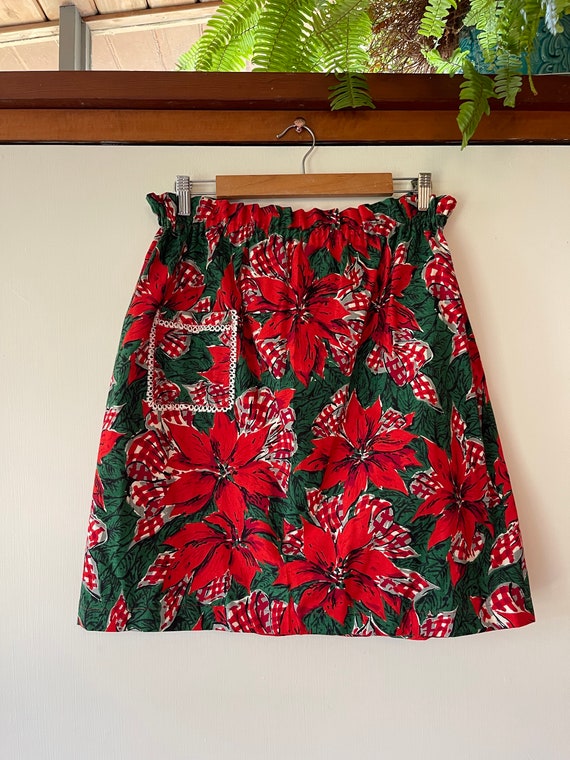 Gorgeous vintage Christmas Poinsettia handmade sk… - image 5