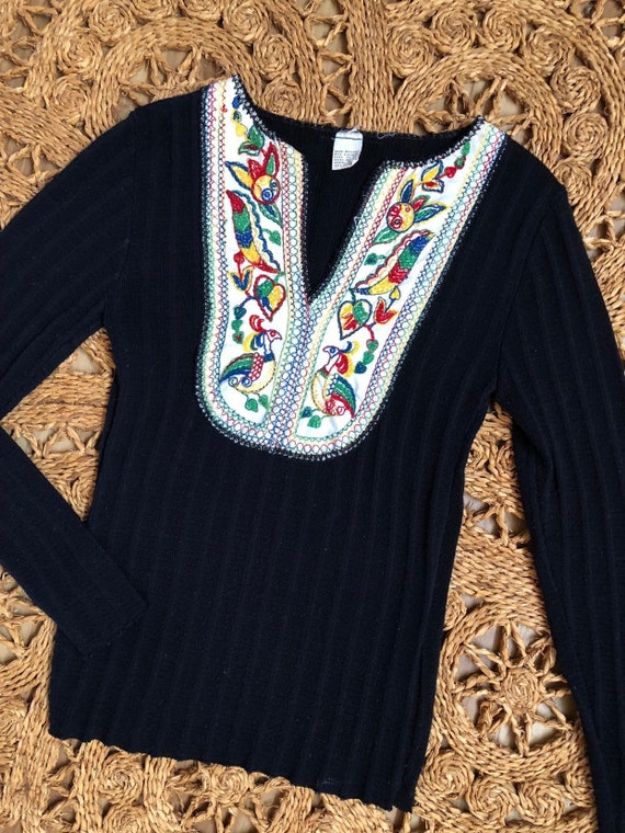 Women's 70's Vintage Black Colorful Embroiderd Rib