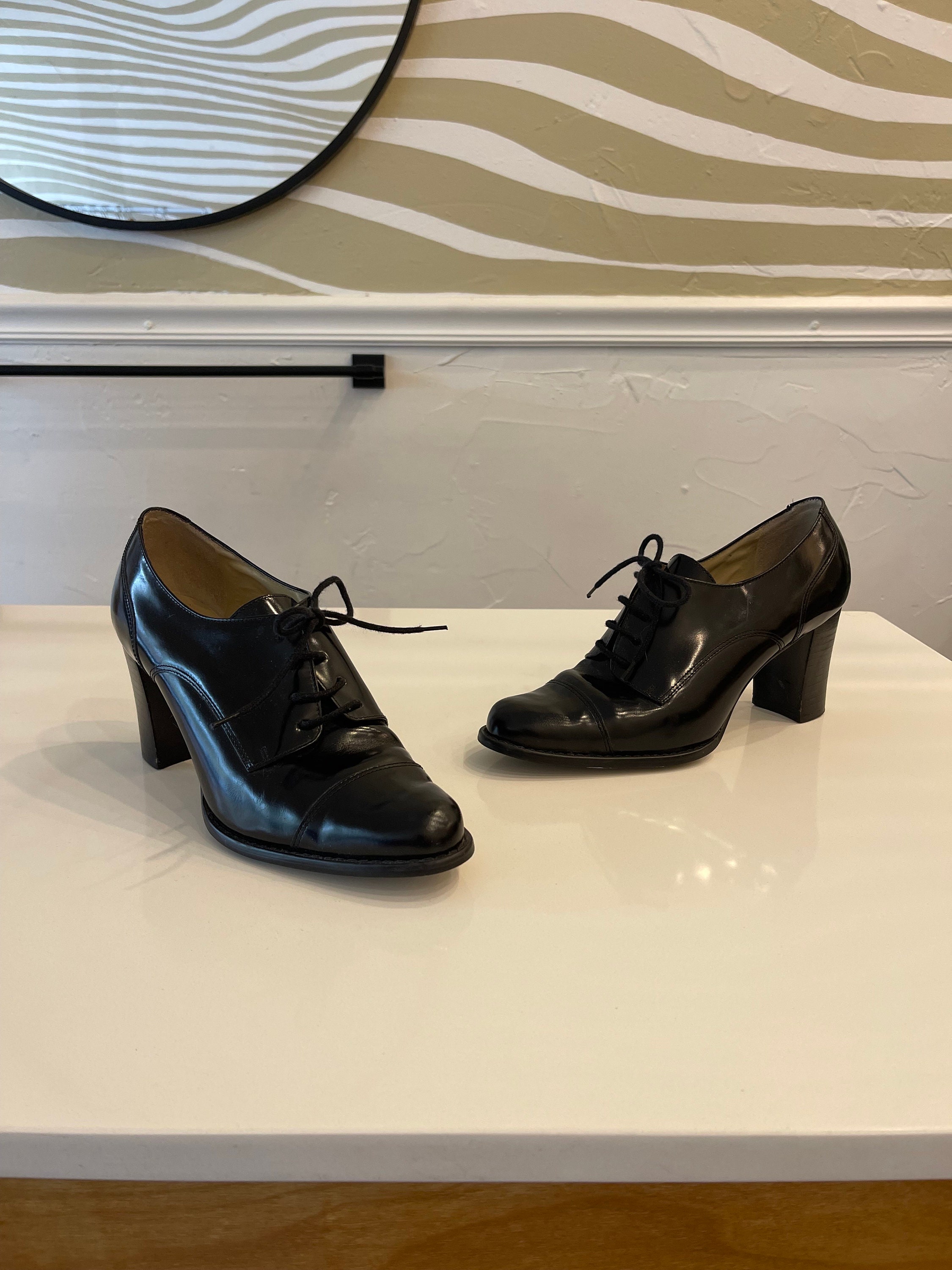 Nine west hotsell oxford heels
