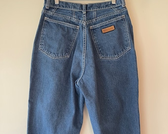 Vintage 90’s GITANO High Waisted Tapered Leg Jeans 29” Waist