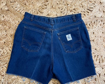 Vintage Levi's Prospector pantalones cortos de corte de mezclilla de 34" de cintura