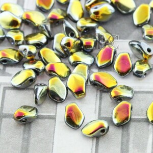 5g Czech Gekko beads - Jet MAREA FULL - Gekko drop beads - top drilled - 3x5mm