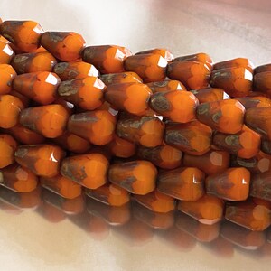Pumpkin Orange Facetted Glass Drop beads - 18pcs Silky Pumpkin TRAVERTINE facetted Czech glass bead - 8x6mm * NEW Old Stock *