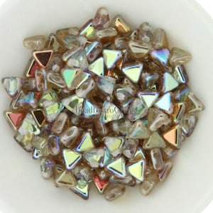 10 g de perles Par Puca® KHEOPS tchèques - Perles à 2 trous - ARC-EN-CIEL MARRON en cristal - 6 mm - Perles triangulaires - env. 70 pièces