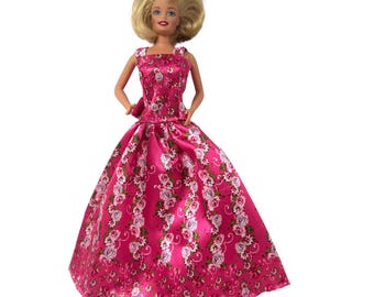 open lace back dress Jasmine Doll 1992 Vintage Collectible  Encore Kids Consignment