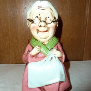 retirement Grandma bank Japan