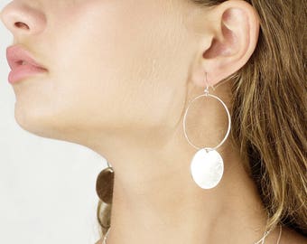 95silver Eclipse earrings, Circle dangle earrings, geometric statement earrings, minimalistic circle earrings, Big circle earrings, handmade