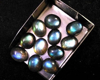AAA Labradorite Cabochon: Gray Oval Gemstone with Multi Flash (8x10mm)
