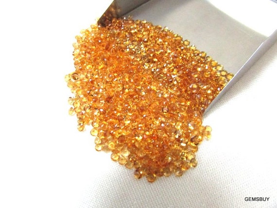 20 Faceted Golden Citrine Gemstones: AAA Quality, 2.5mm Round