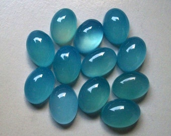 Blue Chalcedony Oval Cabochon Gemstone (10x14mm)