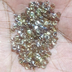 10 Stück AAA Farbwechsel Granat: Facettierte runde Edelsteine (2-3mm)