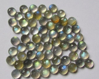 10 AAA cabochons van labradoriet met roos: grijze edelsteen (4 mm)