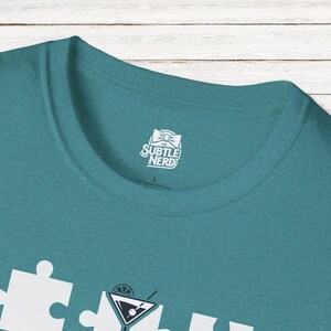Camiseta Puzzles Bar: inspirada en Cómo conocí a vuestra madre, 100% algodón. imagen 5