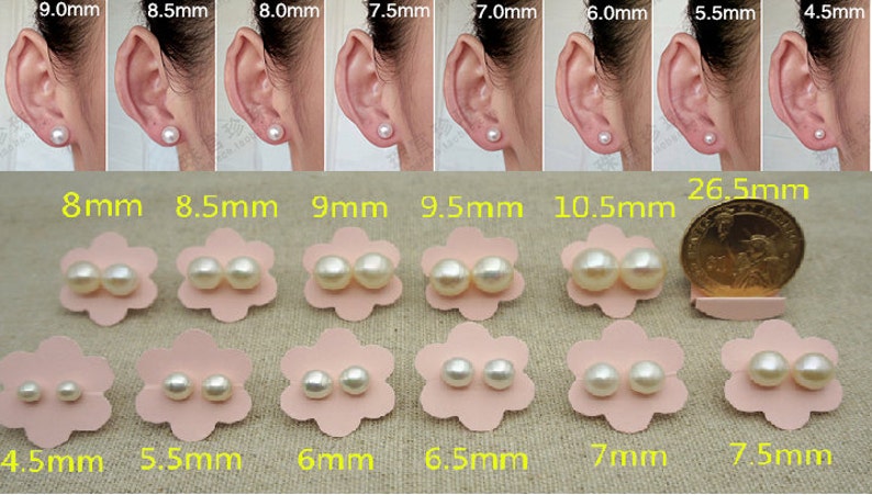 May include: A size comparison chart for pearl earrings. The chart shows the earrings in different sizes, from 4.5 mm to 10.5 mm. A gold coin is included for reference. The earrings are white and have a smooth, round shape.