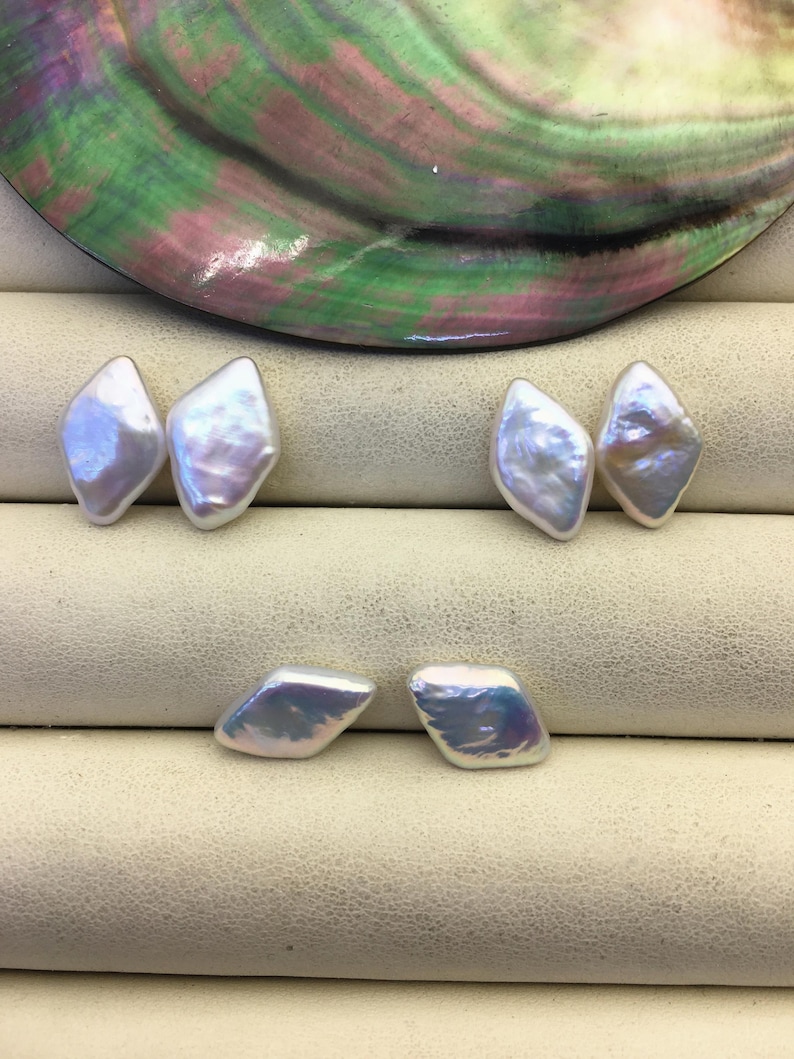 2 pairs AAA 9-10x15-17mm White Diamond Shape Freshwater Pearl White loose Beads Piar,wholesale,ZS-103-37-55 image 1