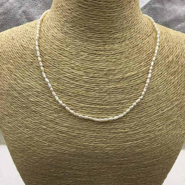 AA + 14.5 + 2 '' 2.3-2.5mm petit collier de perles d'eau douce de riz blanc, véritable collier de perles d'eau douce, collier de perles naturelles, NPN1-T18