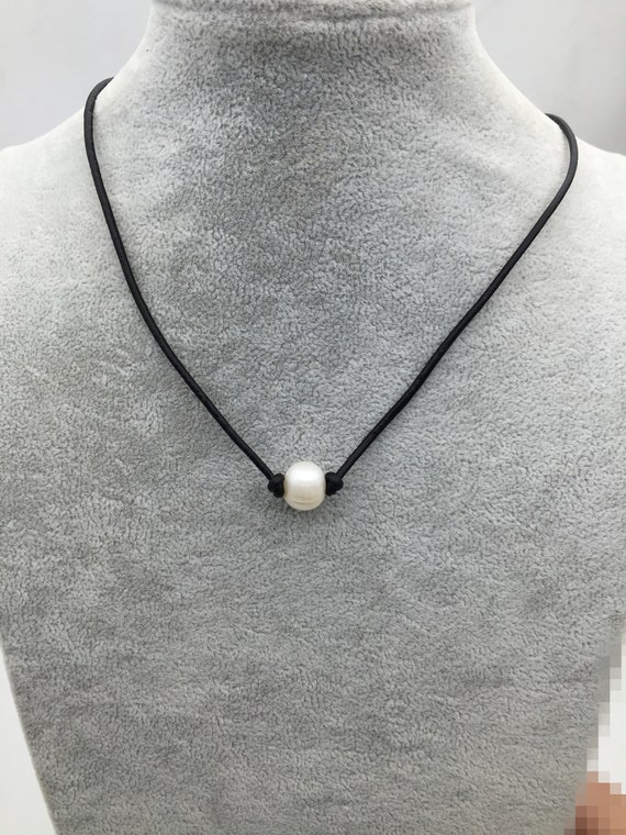 Natural 9-10mm White Freshwater Pearl Tassel Pendant Brown Rope Necklace Natural 9-10mm White Freshwater Pearl Tassel Pendant Brown Rope Necklace