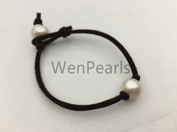 One Pearl Leather Pearls Bracelet - 10mm Near Round Pearl 