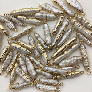 4pcs AA 5-8x22-30mm White Biwa Pearl Double Bail Connector Charm Pendant with Gold Electroplated Edge for make bracelet necklace,EDG-052