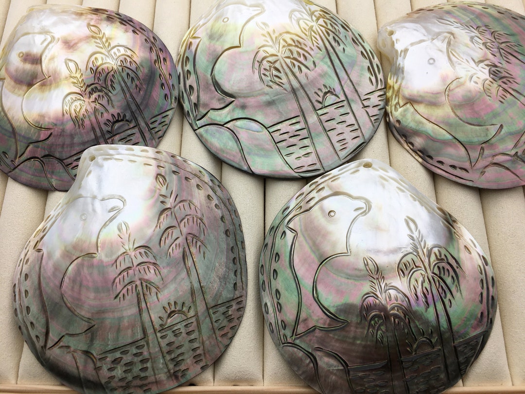 AAA 10cm Carved Tahitian Blacklip Mother of Pearl Shell