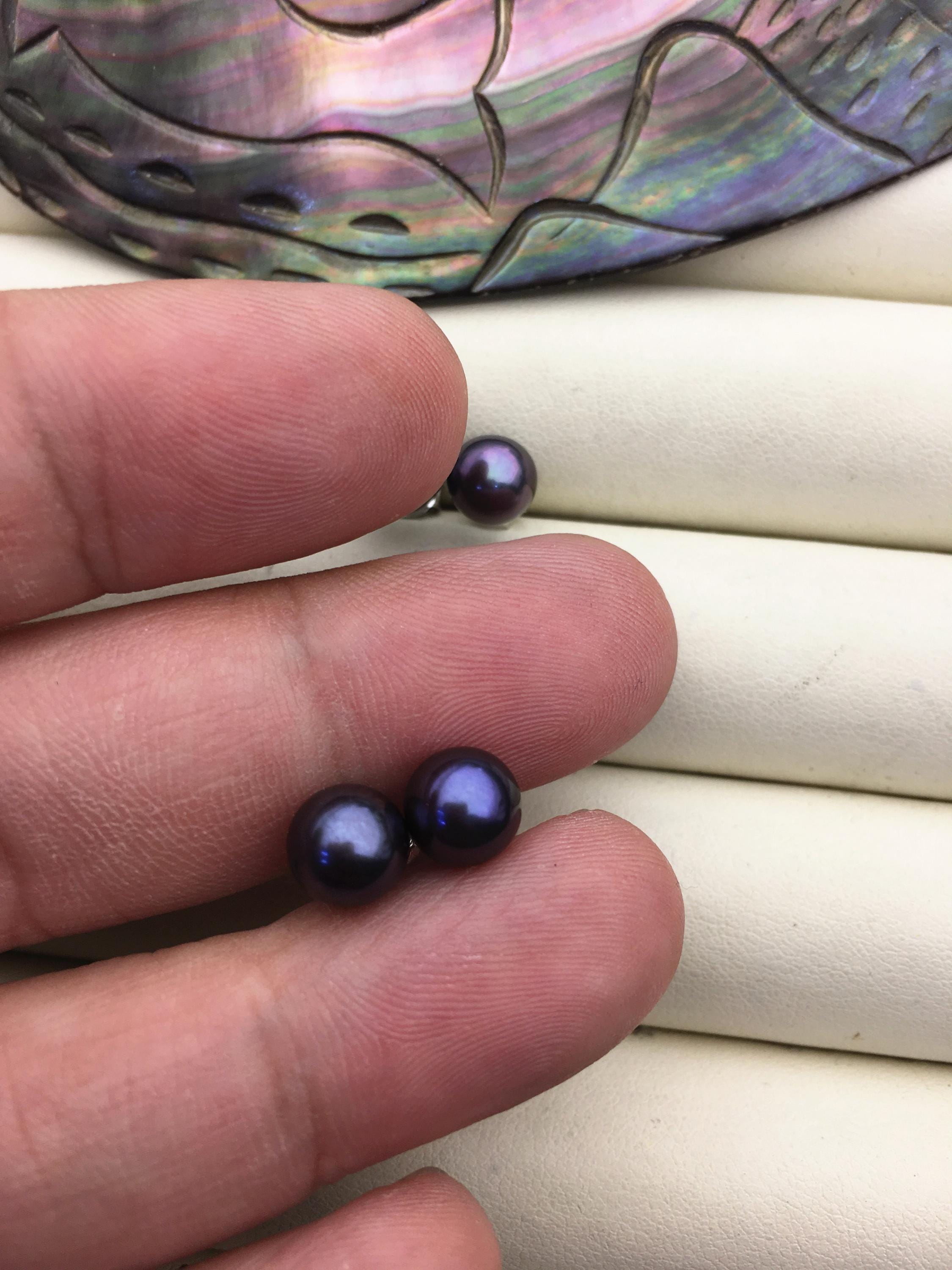 1 Pair AAA 7-7.5mm Black Round Pearl Stud Earrings,sterling