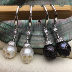 AAA White/Black Carved Skull Freshwater Pearl Dangle Earrings,Pearl Earrings for Women Girls,SE3-027-18