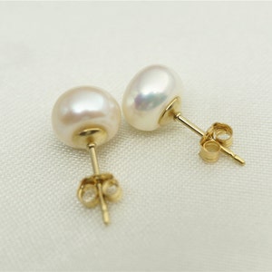 SELECT SIZE-One pair white/Ivory pearl earrings,Christmas,Ivory Pearl studs,14k gold filled,Wedding,Love,Happiness,birthday,SE1-006 image 3