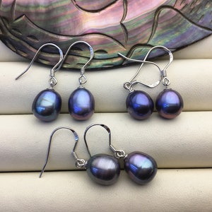 TEAR DROP FRESHWATER PEARL EARRINGS