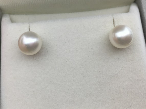Treated Freshwater Cultured Pearl & Organically Shaped Hoop Earrings