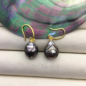 AA+ big 11-12mm Carved Tahitian drop pearl dangling earrings,bridesmaid earring, genuine pearl for wedding anniversary,SE3-T28