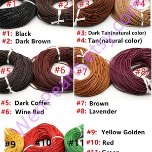 Pode incluir: Onze carret&eacute;is de cord&atilde;o de couro em v&aacute;rias cores, incluindo preto, marrom, bege, vermelho, verde e lavanda. Cada carretel &eacute; etiquetado com um n&uacute;mero de 1 a 11. As cores s&atilde;o listadas abaixo de cada carretel.