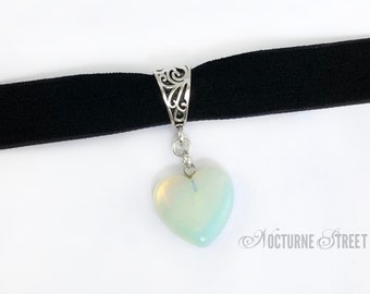 Opalite Heart Choker - Crystal Choker Necklace, Pastel Goth Moonstone Choker, Nu Goth Opal Choker