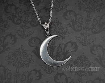 Gothic Halbmond Anhänger - Silber Mond Halskette, Whimsigoth Schmuck, himmlische Halskette, witchy Schmuck