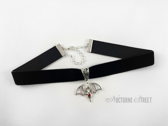 Bat Choker Bat Choker