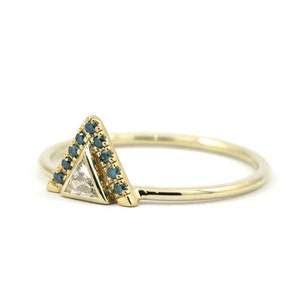 Diamond Ring - Diamond Engagement Ring - Triangle Cut Diamond Ring - Engagement Ring with Pave Blue Diamonds - 14k Gold Ring - Diamond Ring
