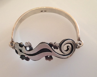 Silver Gecko Bangle - Oxidised Silver - Handmade Douglas Hughes Design