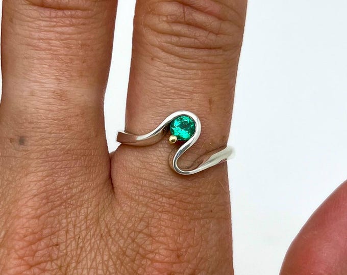 Silver Emerald Wave Ring & 18ct Gold Bead, Emerald Engagement Rings, Jewellery Gift for Her.