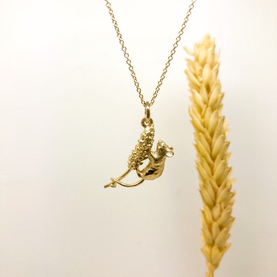NEW 14K SOLID YELLOW GOLD MOUSE WITH LONG TAIL CHARM PENDANT 