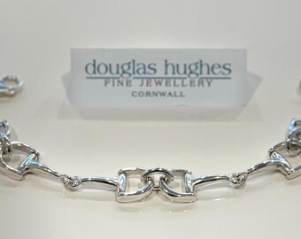 Handmade Silver Horse Snaffle Bit Bracelet – Equestrian Jewellery for Women & Girls – Horse Lover Gift – Sterling Silver Bracelet for Her