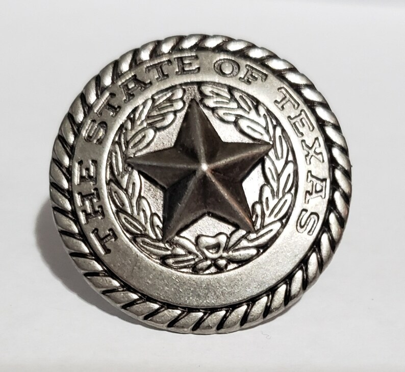 The State Of Texas Silver Seal Knob With Silver Rope Edging Western Decor Home Decor Drawer Pull Drawer Knob Cabinet Knob Cabinet Pull