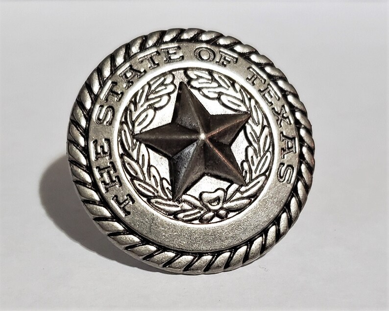 The State Of Texas Silver Seal Knob With Silver Rope Edging Western Decor Home Decor Drawer Pull Drawer Knob Cabinet Knob Cabinet Pull