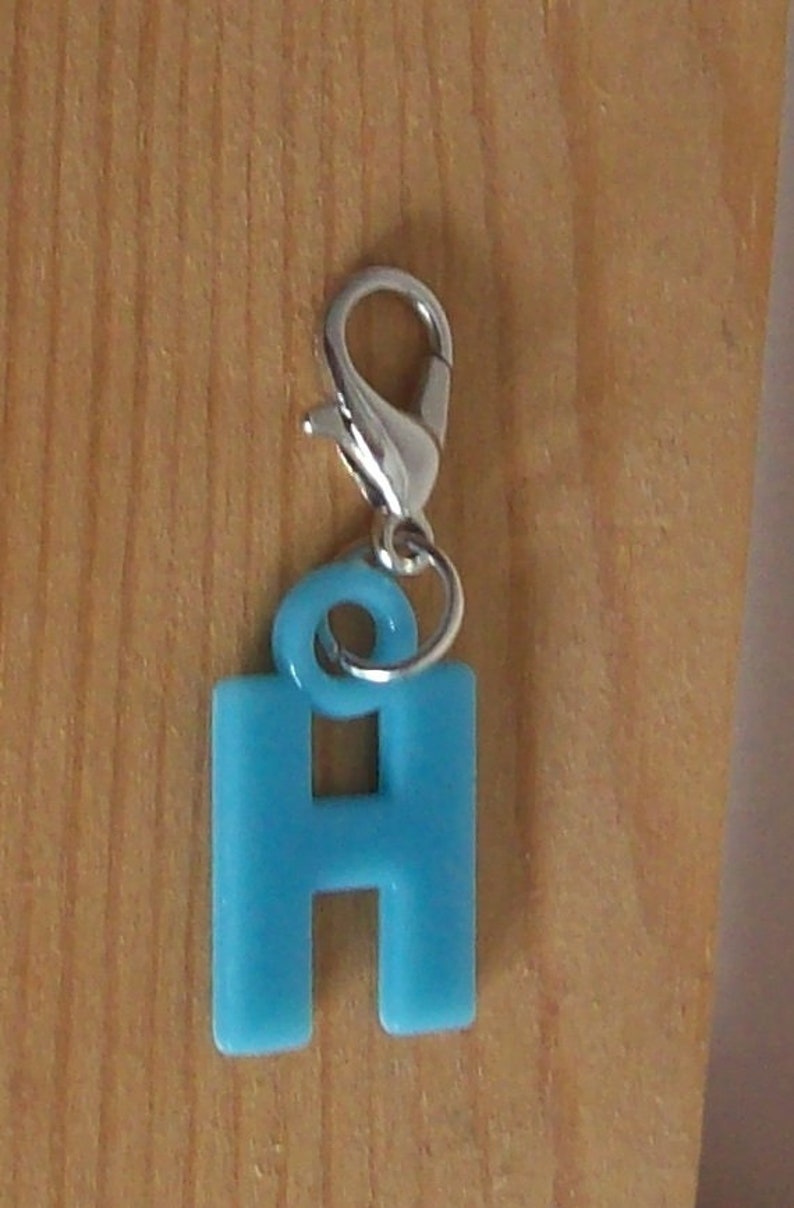 knitting notion sm markers lobster clasp markers crochet stitch markers letter stitch markers progress markers knitting stitch markers