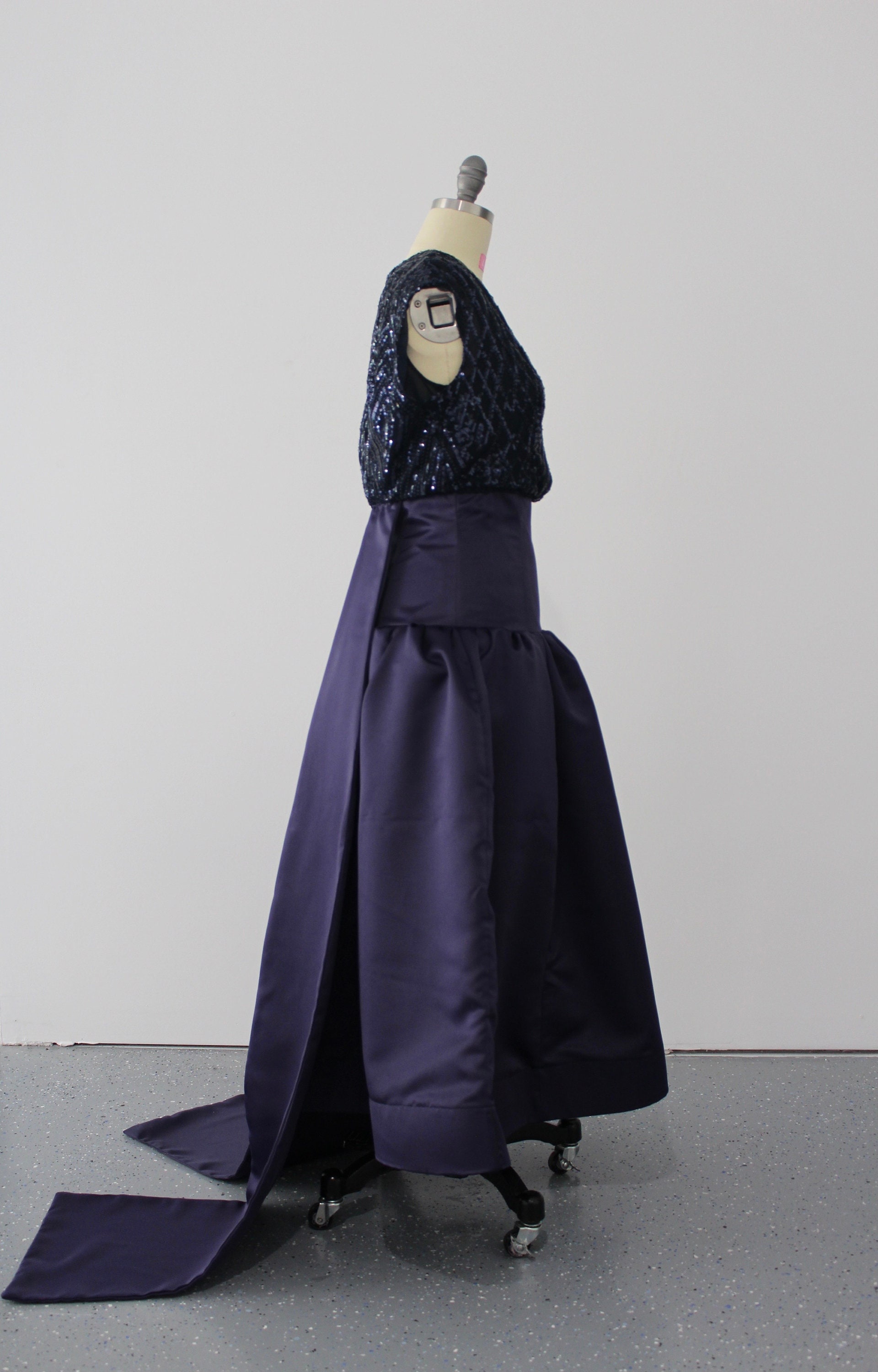 Cicinia Navy Blue Mother Of The Groom Dress Long Satin Chiffon Sheath Evening Dresses