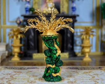 Column with puttis, Malachite inspiration in the style of the French 18th century, Miniature for French dollhouse 1/12.