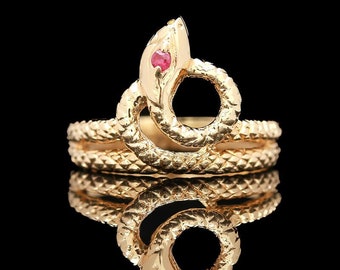 Vintage 14K Yellow Gold Ruby Coiled Snake Ring