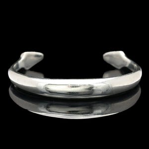 Ray Tracey &amp; Knifewing Segura Sterling Arrowhead Cuff Bracelet