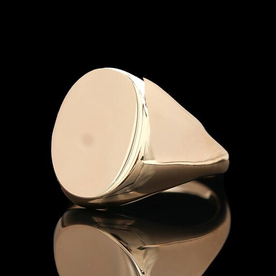 14k Yellow Gold Oval Signet Ring - image 2