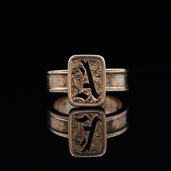 Antique Yellow Gold Mourning Ring - image 1