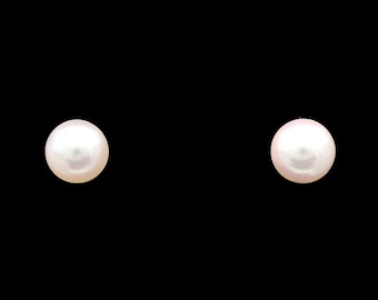 Pendientes de perla de Akoya de 6,50 mm en oro blanco de 14 k