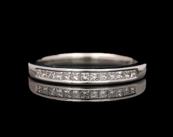 18k White Gold Diamond Band